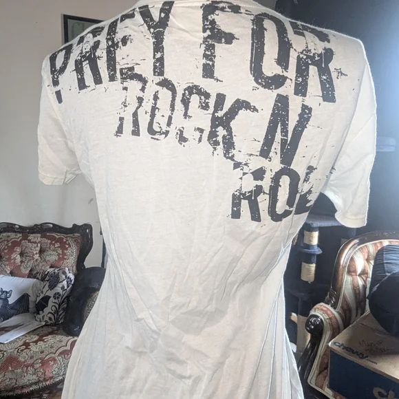 Lip Service White Graphic Prey For Rock N Roll Baby Tee Y2K - Picture 4 of 8